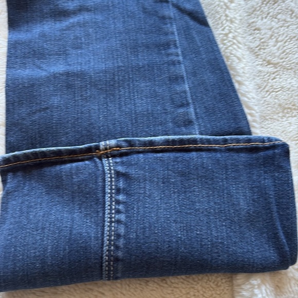 AE Artist Flares Size 4 Short - Picture 9 of 11